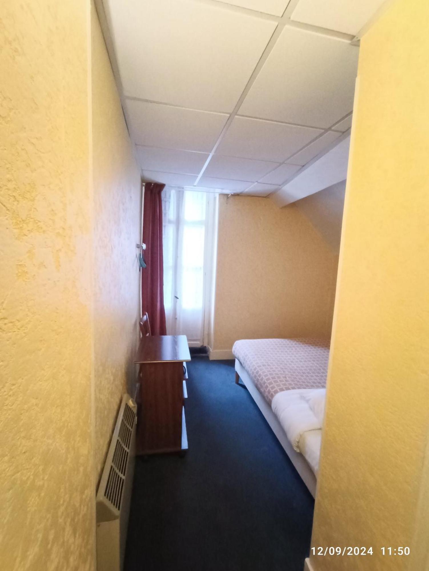Chambre Chez Marie Et Didier 1 Minute A Pied Du Sanctuaire De Lourdes Eksteriør billede
